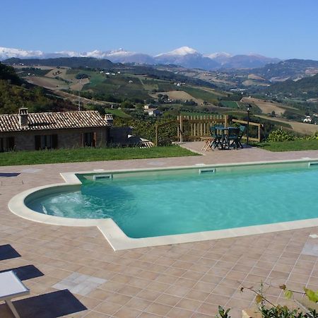 Agriturismo Il Sentiero Montalto delle Marche Exterior foto