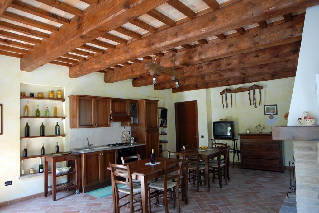 Agriturismo Il Sentiero Montalto delle Marche Exterior foto